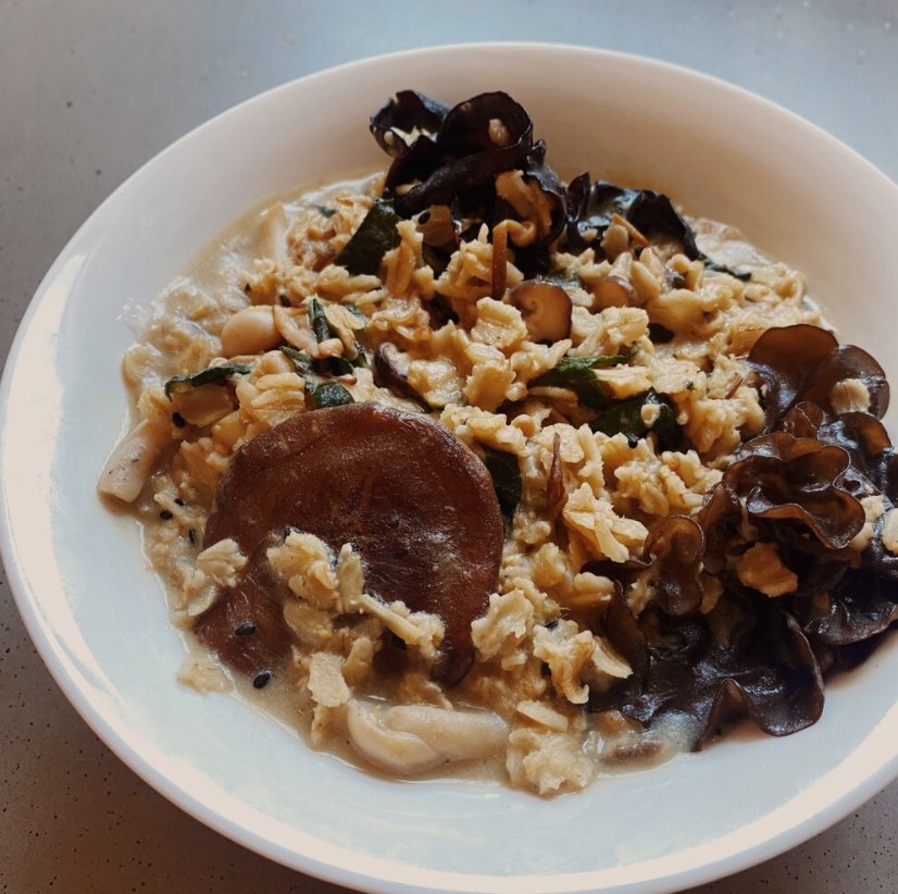 Protein-Rich Creamy Mushroom Oatmeal Congee | 高蛋白蘑菇燕麦粥